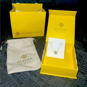 Kendra Scott Jae Star Short Pendent Necklace. -Iridescent Drusy